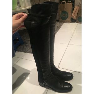 Stuart Weitzman Black Leather Reserve size7 Narrow